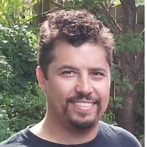 Robert Castro's avatar